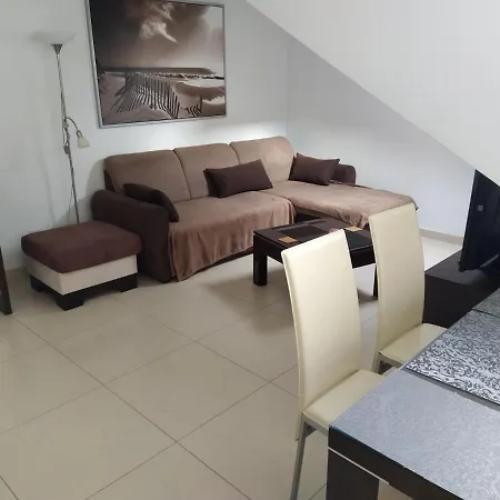 Aparthotel Lido *
